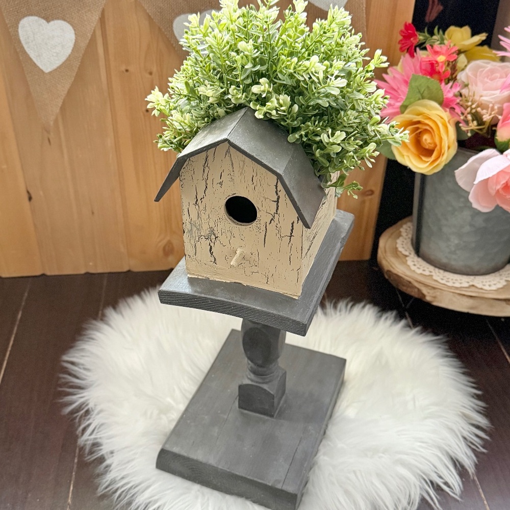 Rustic Farmhouse Decorative Birdhouse
